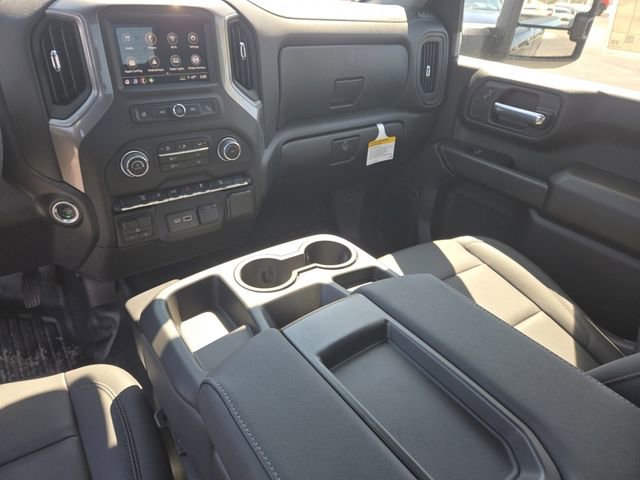New 2025 Chevrolet Silverado 3500 W/T image 26