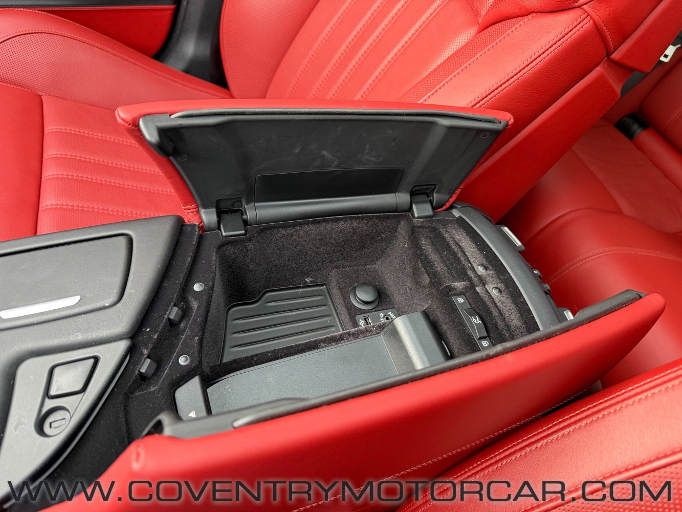 Used 2013 BMW M5 RWD image 27