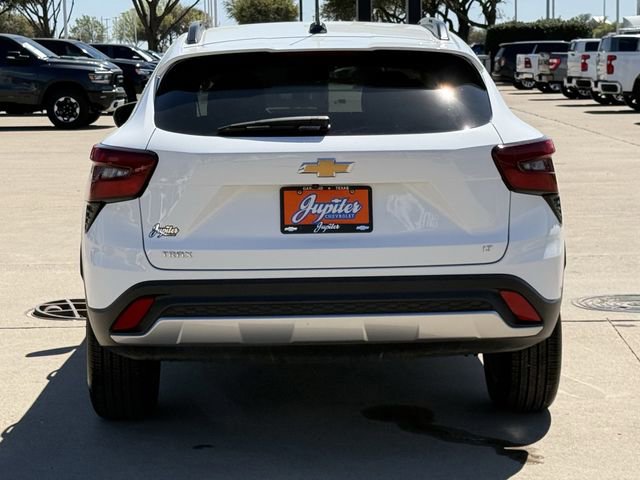 Used 2025 Chevrolet Trax LT image 6