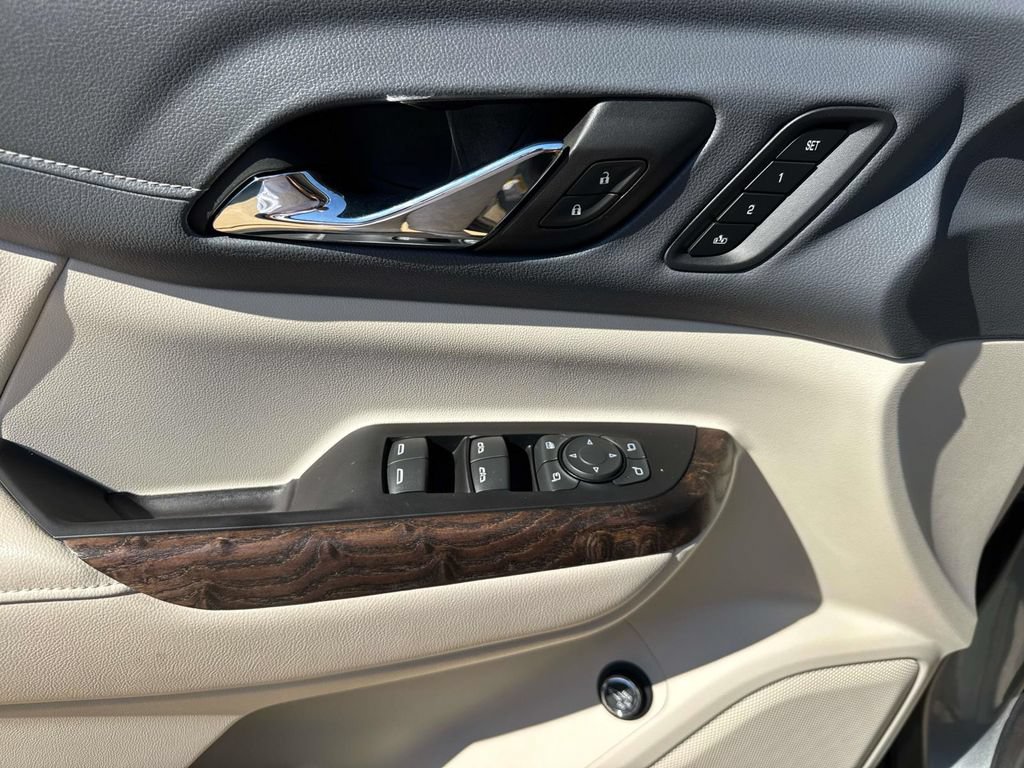 Used 2023 GMC Acadia Denali FWD image 21