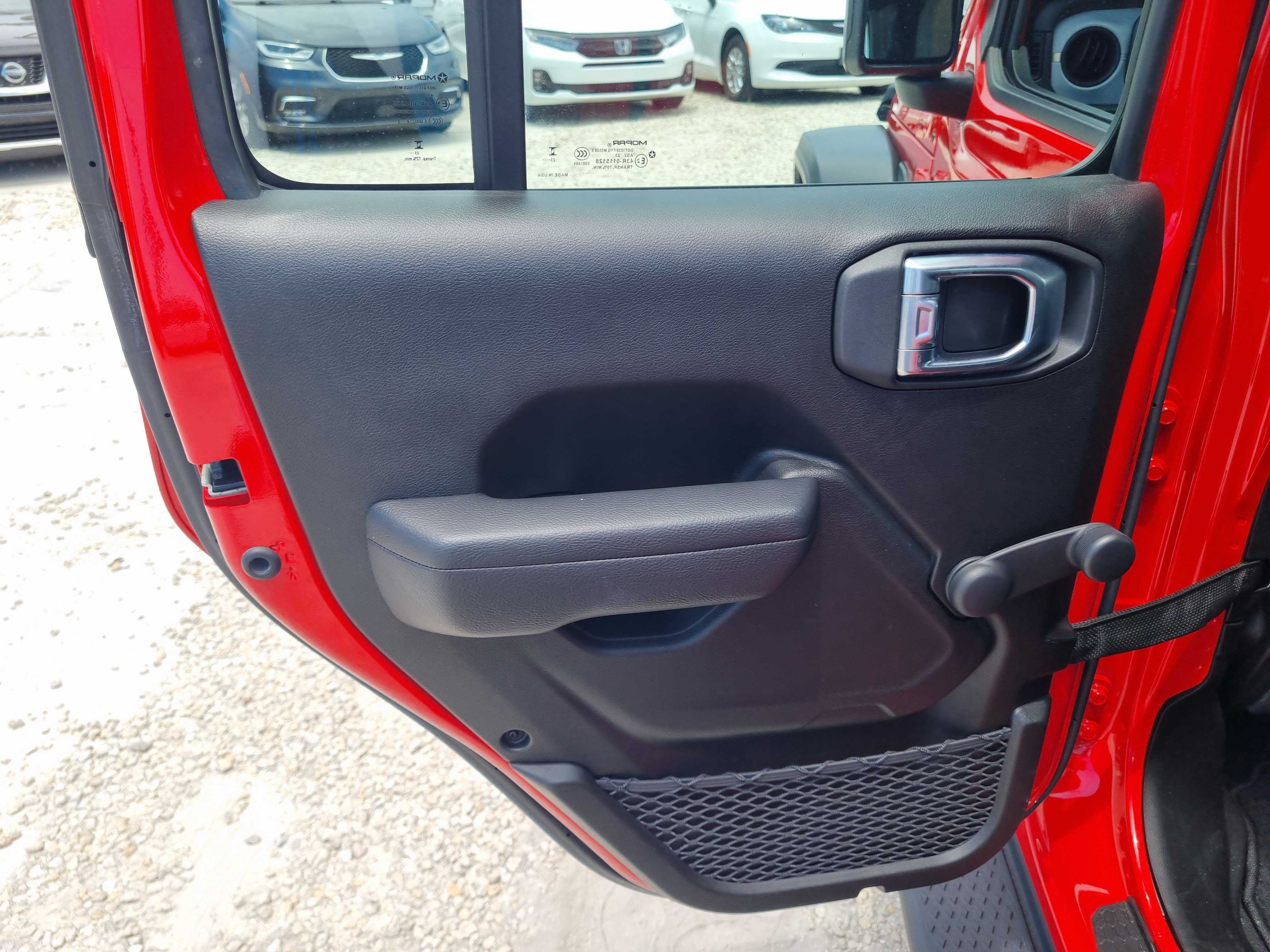 Used 2024 Jeep Gladiator Sport AWD/4WD image 10