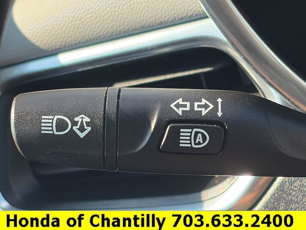 Used 2020 Chevrolet Equinox LS w/ LS Convenience Package AWD/4WD image 10