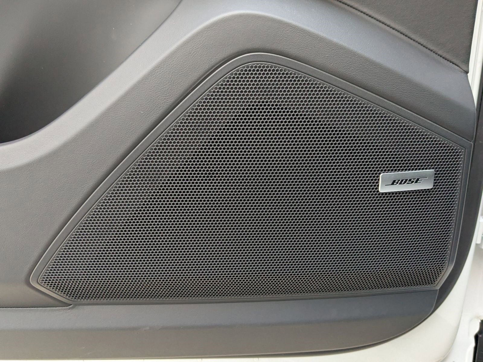 New 2026 Porsche Cayenne image 14