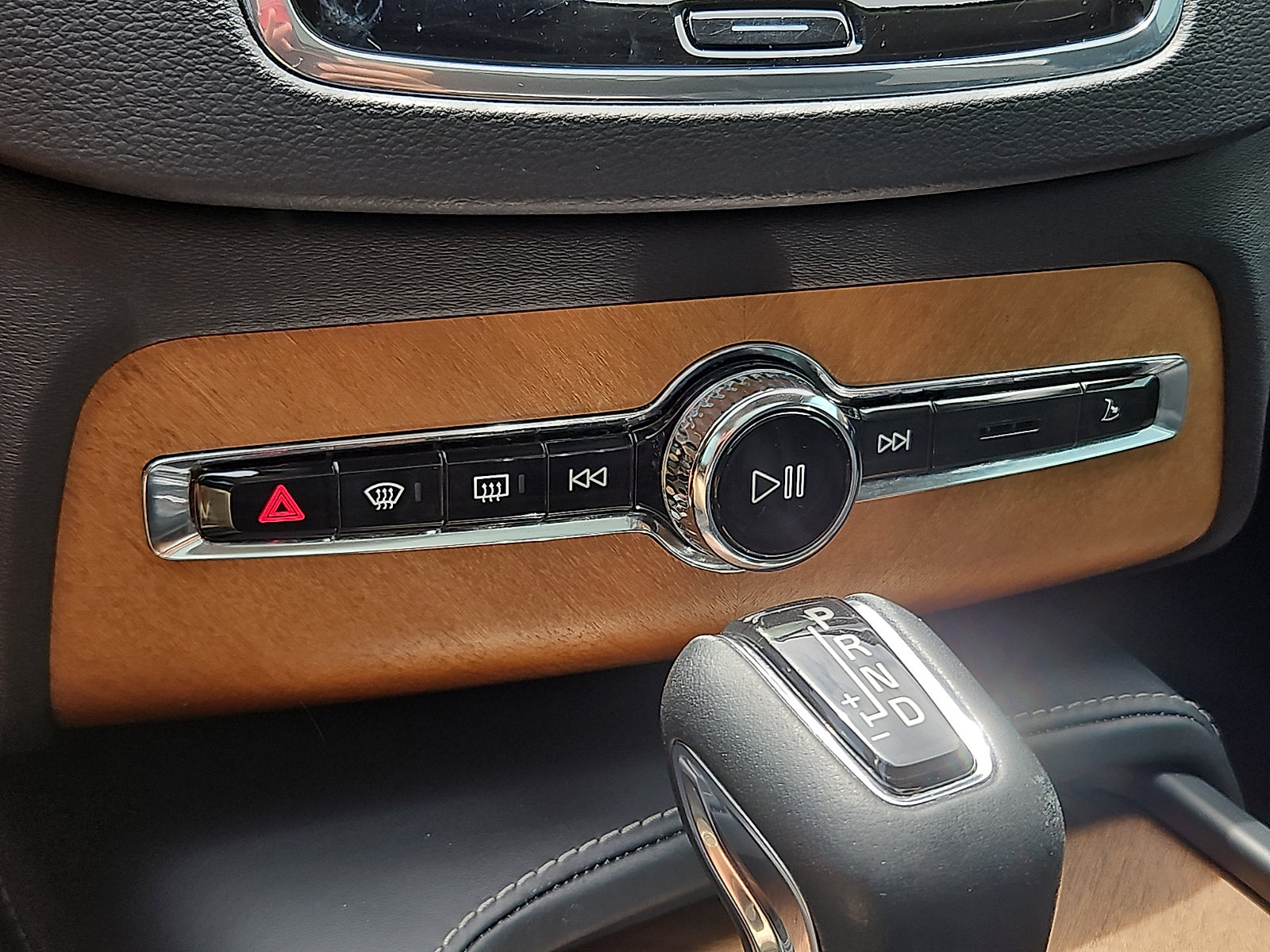 Used 2019 Volvo XC90 T6 Inscription w/ Luxury Package AWD/4WD image 16