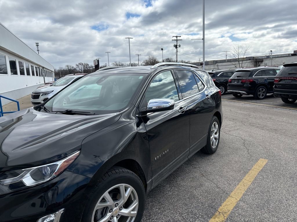 Used 2018 Chevrolet Equinox Premier AWD/4WD image 9