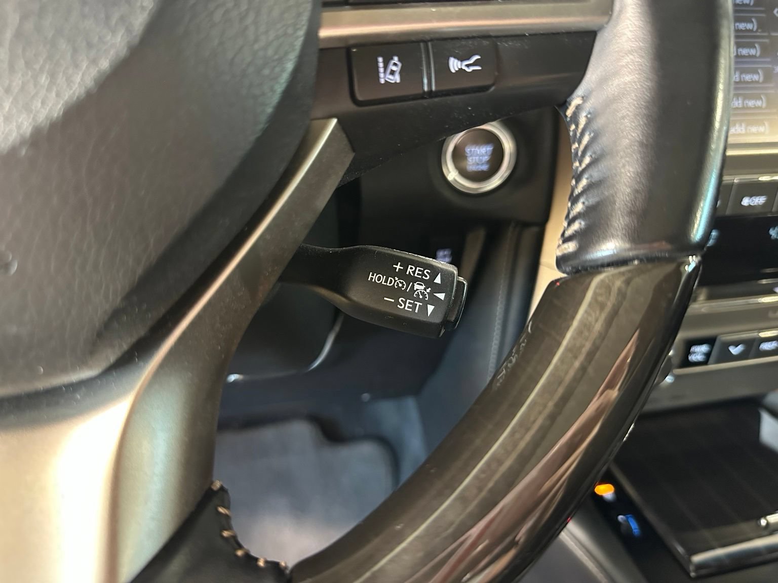 Used 2021 Lexus GX 460 Premium w/ Premium Package AWD/4WD image 22