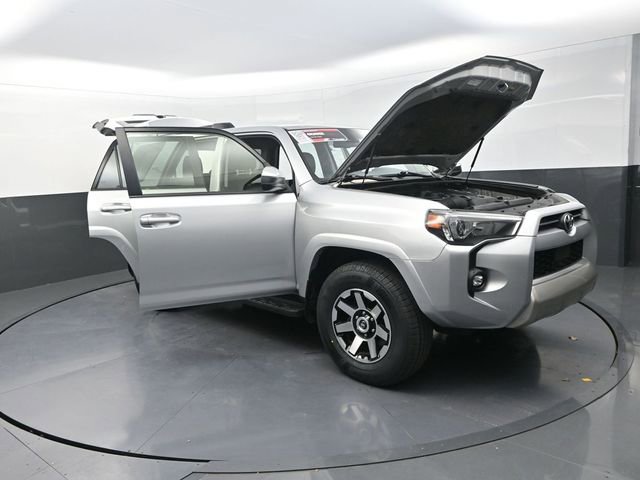 Used 2024 Toyota 4Runner TRD Off-Road image 27