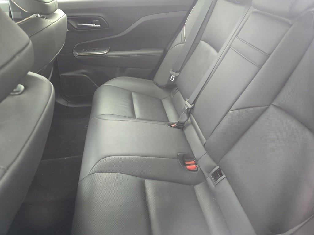 Used 2023 Toyota Crown Limited image 22