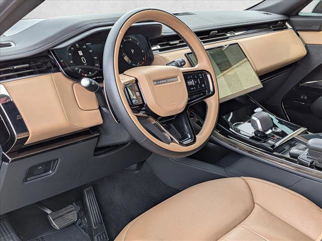Used 2025 Land Rover Range Rover Sport Dynamic SE AWD/4WD image 9