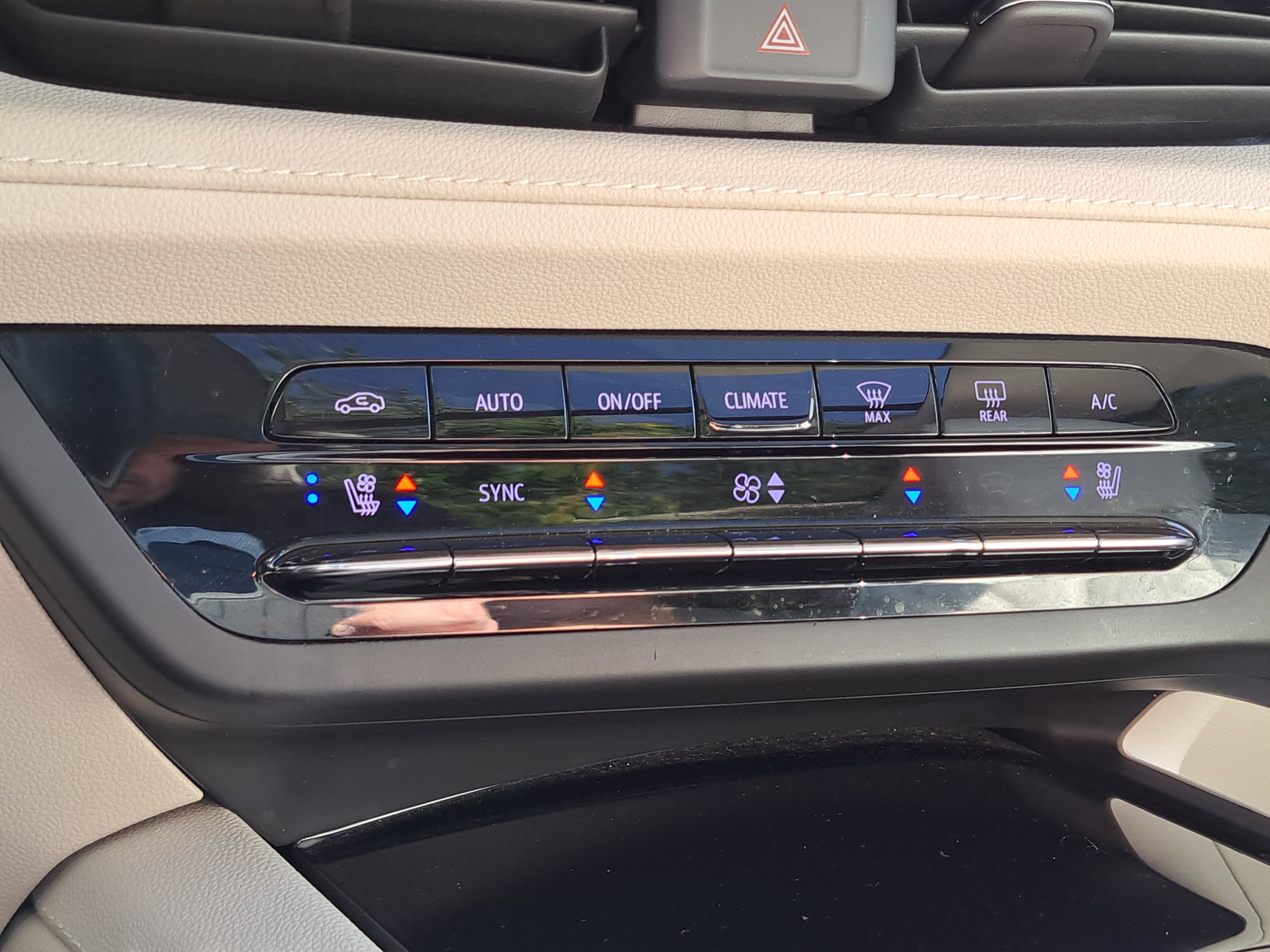 Used 2021 Buick Envision Avenir image 19