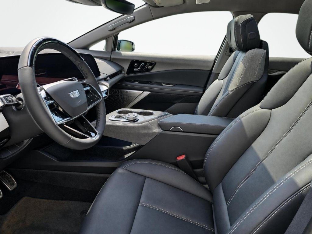New 2026 Cadillac Optiq Sport 1 RWD image 67