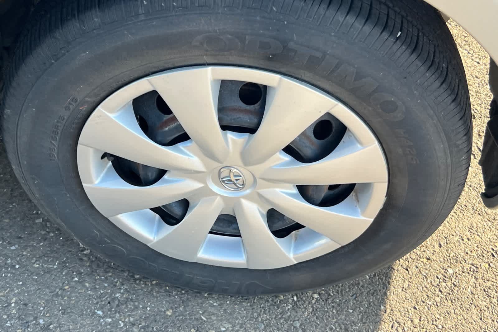 Used 2010 Toyota Corolla LE FWD image 22