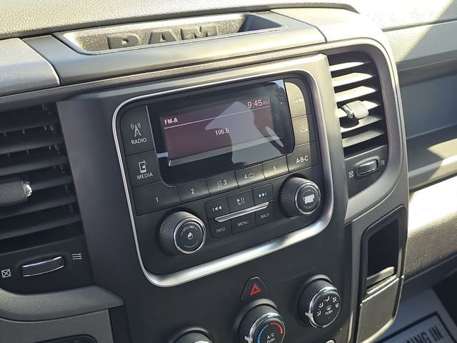 Used 2017 RAM 1500 Express RWD image 21