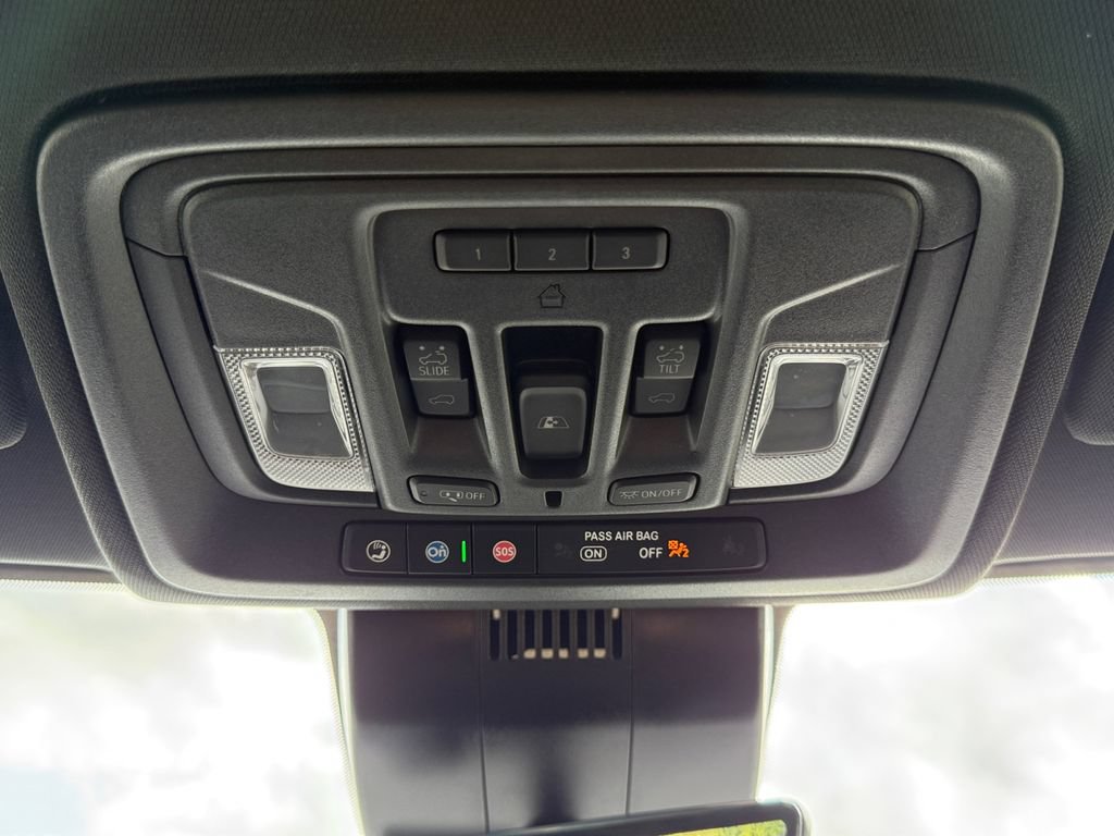 Used 2025 GMC Sierra 2500 AT4 w/ AT4 Premium Plus Package AWD/4WD image 20