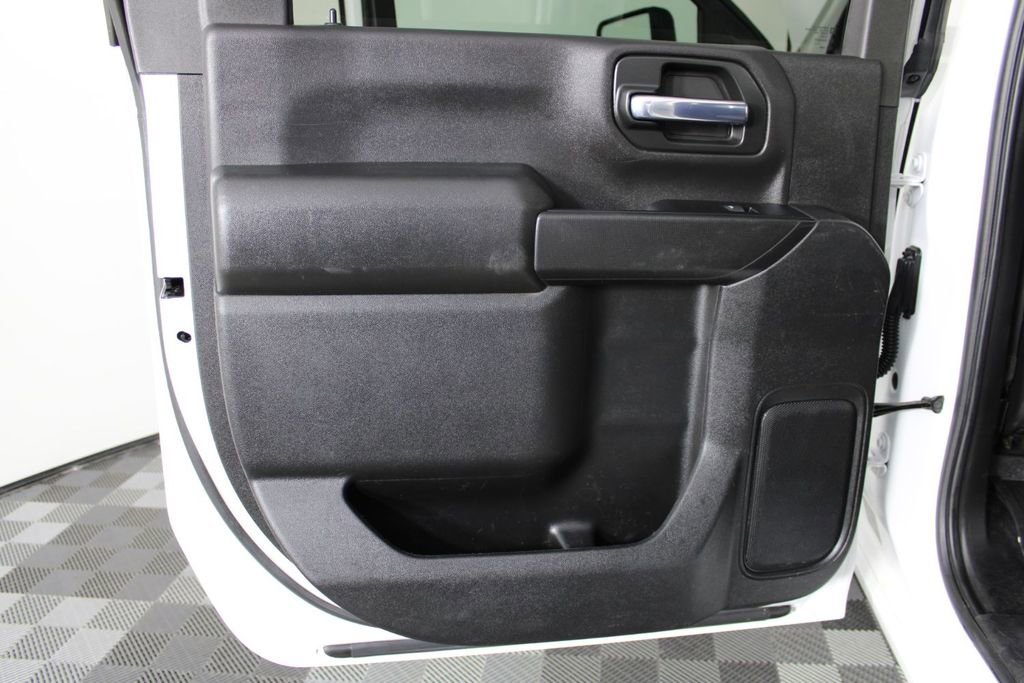 Used 2023 Chevrolet Silverado 2500 LT image 30