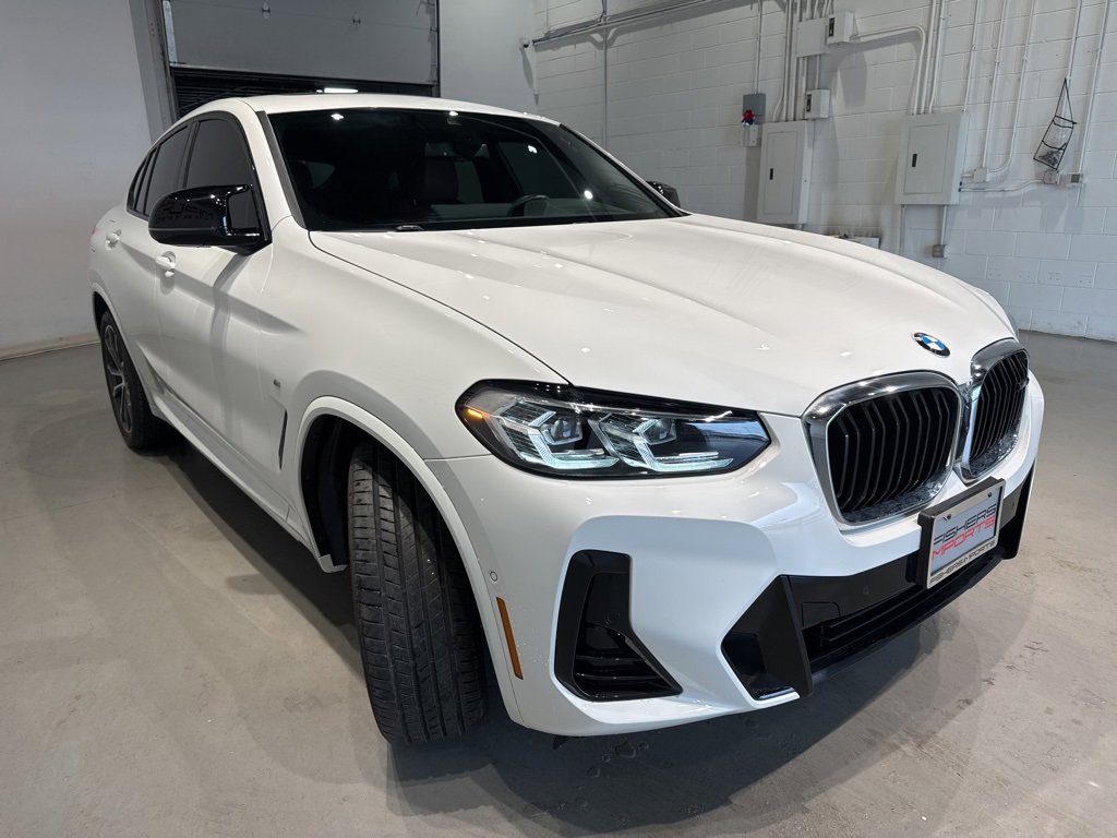Used 2024 BMW X4 M40i w/ Premium Enhanced Package image 3