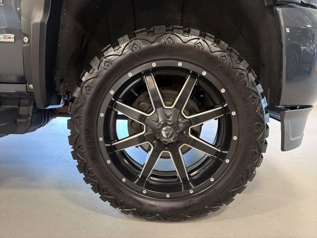 Used 2018 GMC Sierra 2500 Denali w/ Duramax Plus Package AWD/4WD image 38