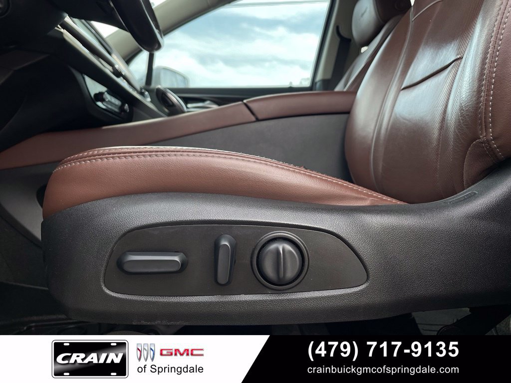Used 2018 Buick Enclave Avenir w/ Avenir Technology Package FWD image 10