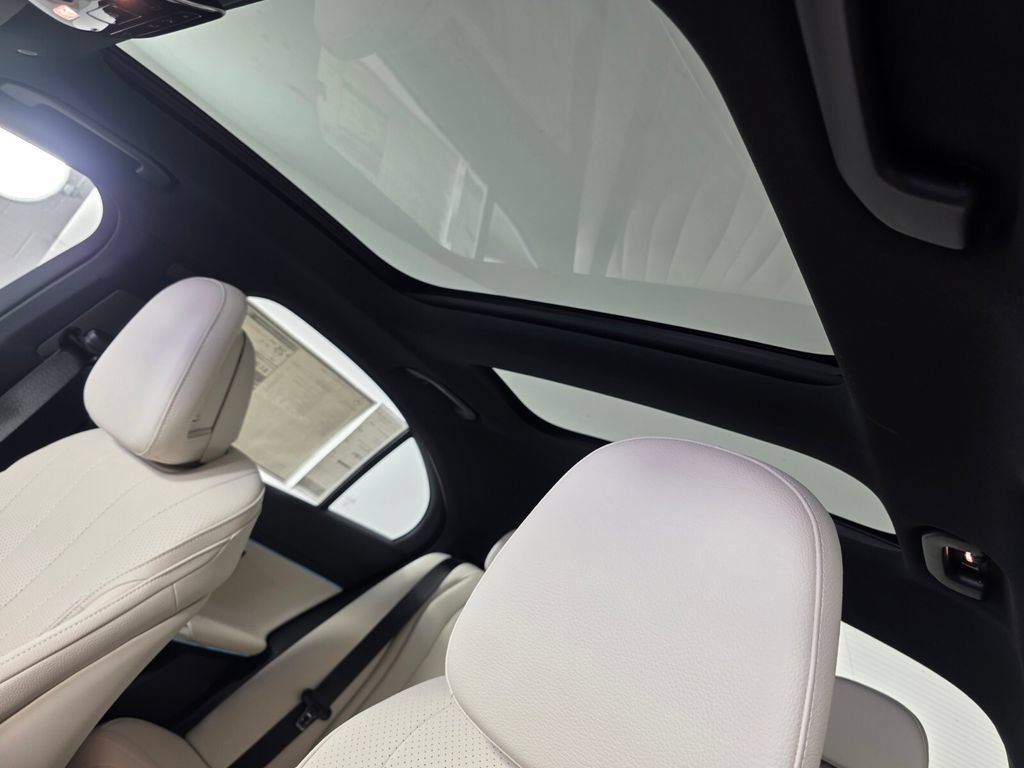 New 2027 Mercedes-Benz E 450 4MATIC Sedan image 9
