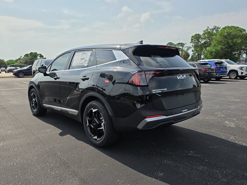 New 2026 Kia Sportage EX FWD image 6