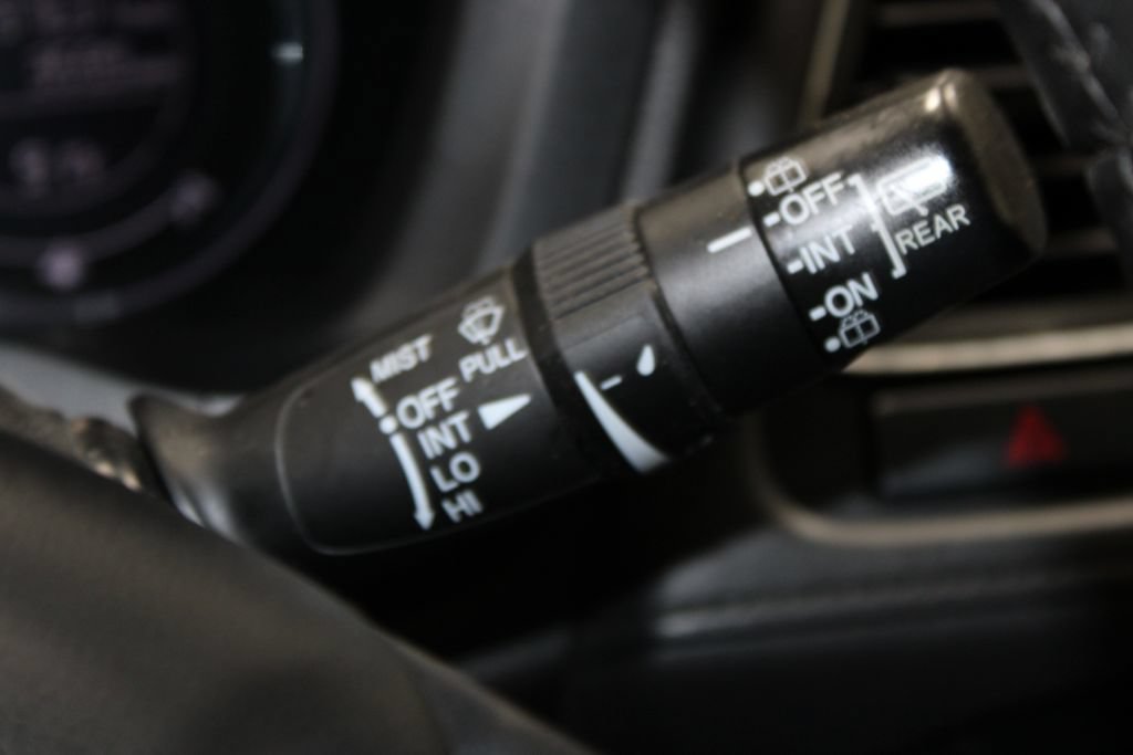 Used 2017 Honda HR-V EX-L image 36