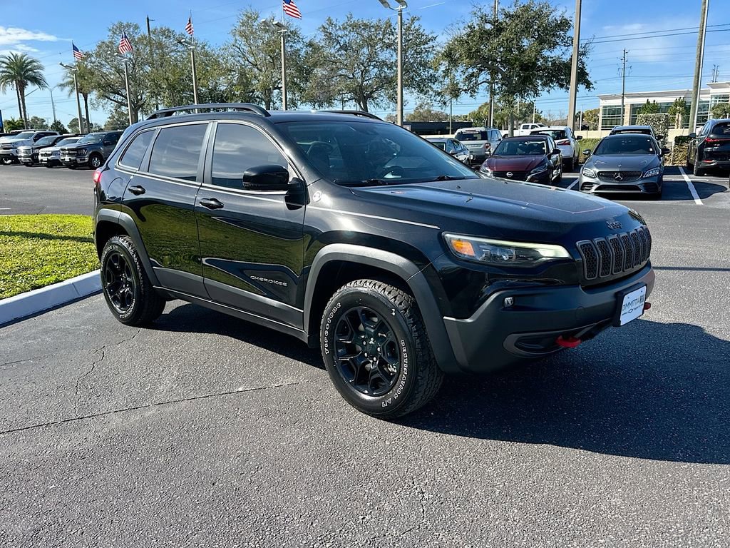 Used 2022 Jeep Cherokee Trailhawk w/ Technology Group B image 4