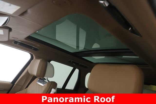 Used 2024 Land Rover Range Rover SV AWD/4WD image 19