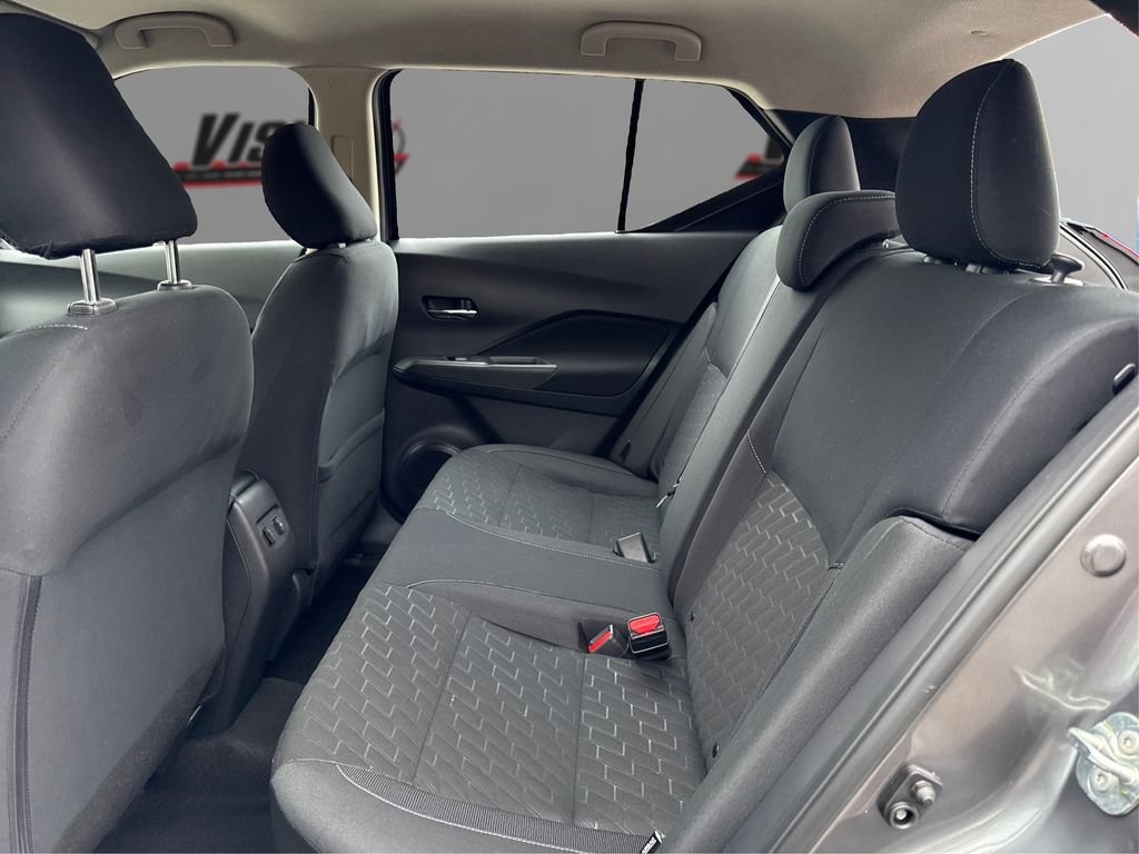 Used 2024 Nissan Kicks SV FWD image 10