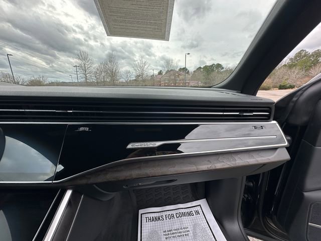 Used 2021 Audi Q8 Premium Plus w/ Premium Plus Package image 16