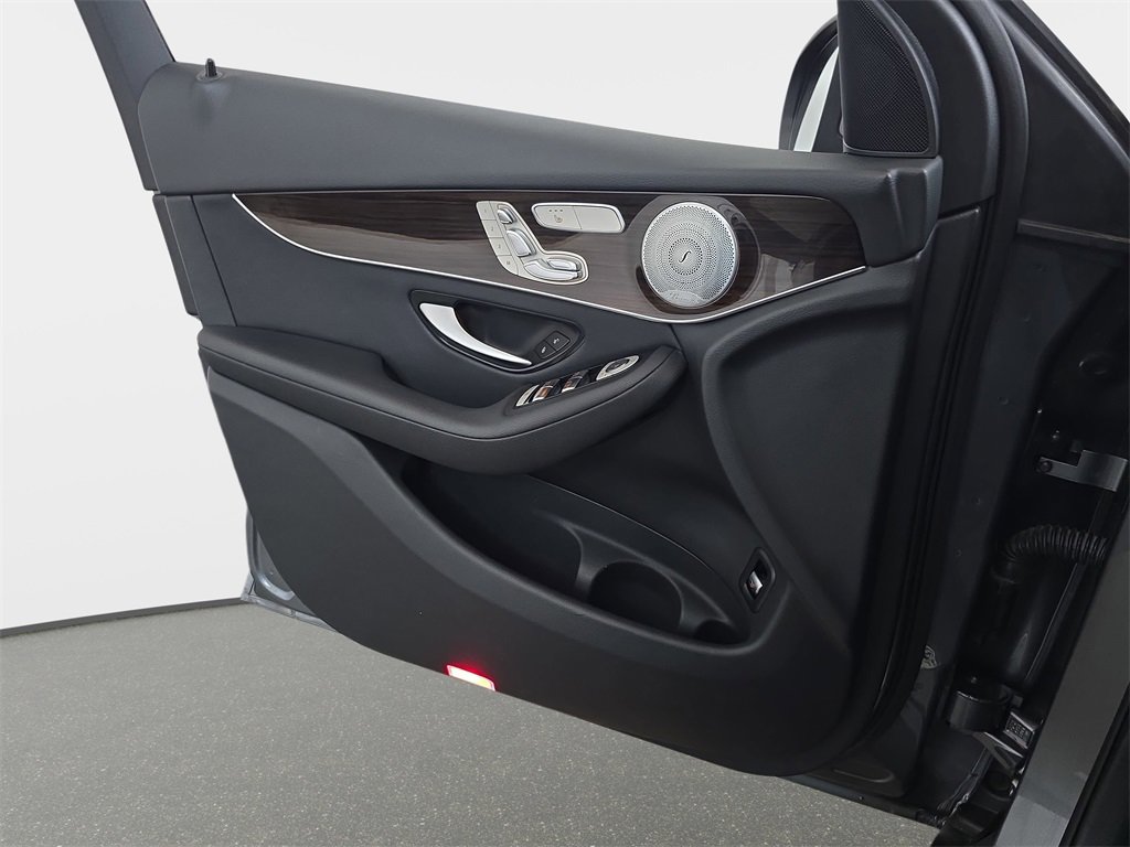 Used 2019 Mercedes-Benz GLC 300 image 29