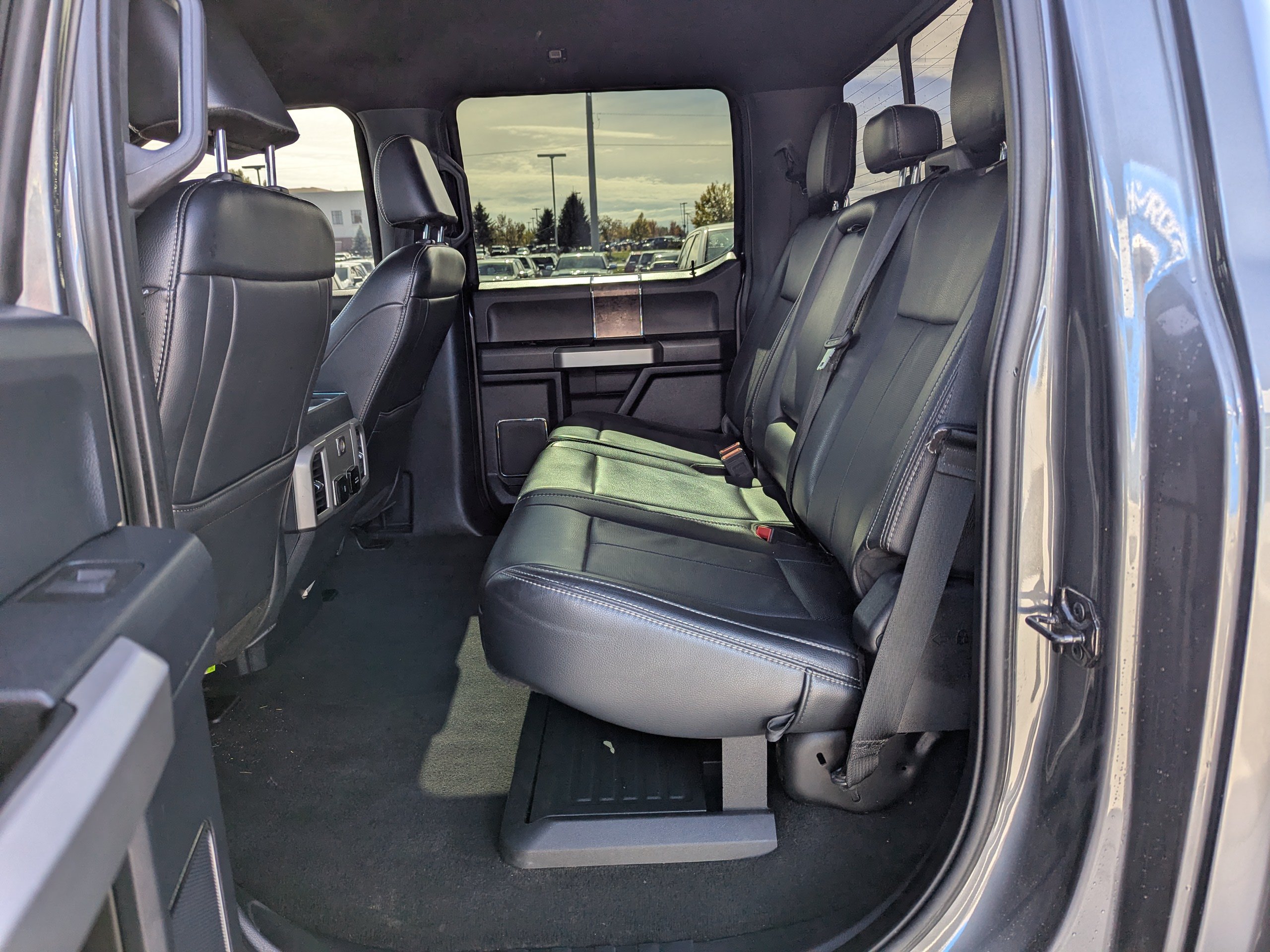 Used 2022 Ford F250 Lariat w/ Lariat Ultimate Package AWD/4WD image 33