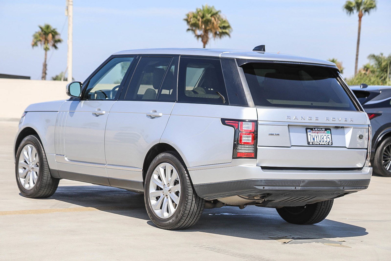 Used 2017 Land Rover Range Rover HSE AWD/4WD image 5