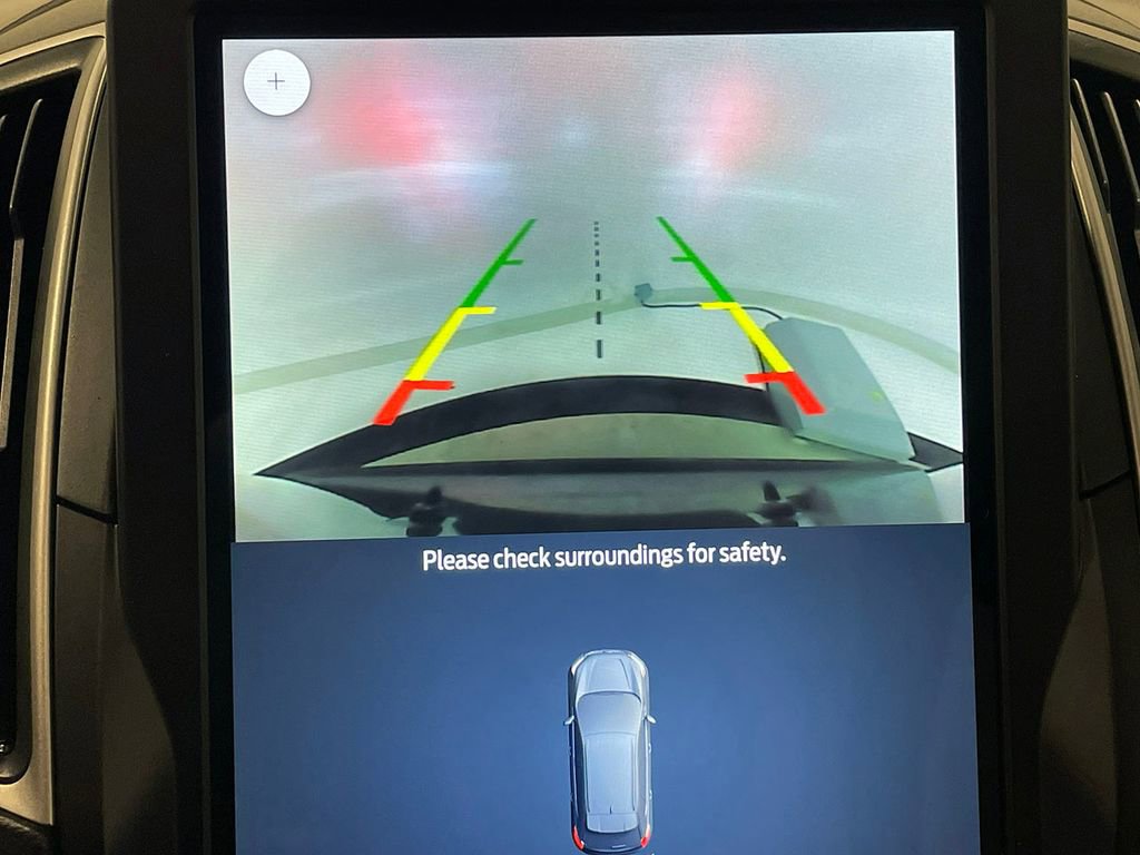 Used 2024 Ford Edge SEL image 4