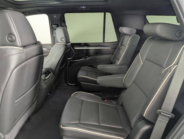 Used 2025 Cadillac Escalade Sport w/ Touring Package image 21
