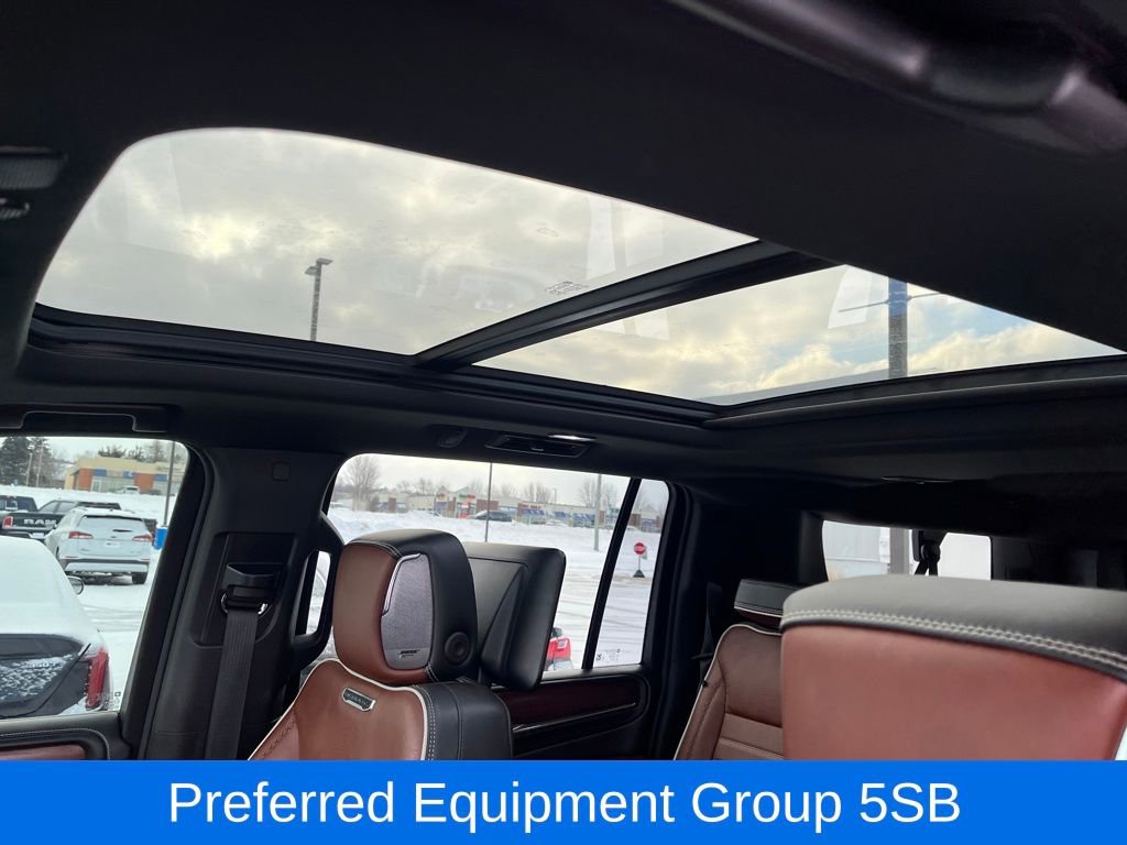 Used 2023 GMC Yukon XL Denali Ultimate image 15