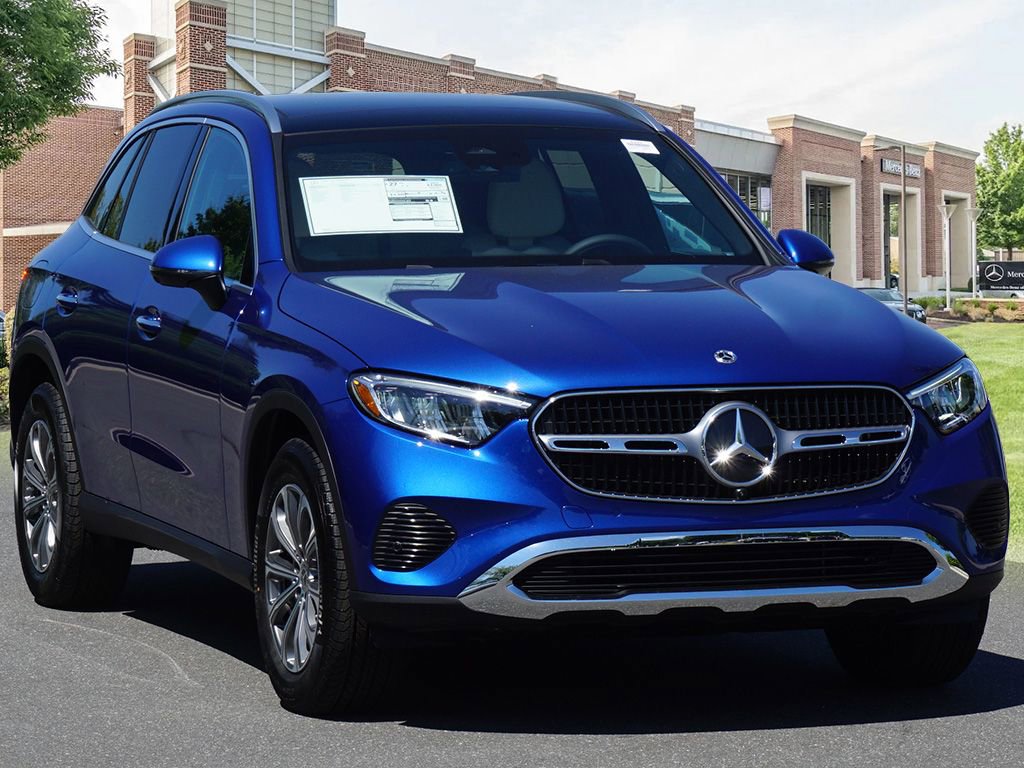 New 2026 Mercedes-Benz GLC 300 image 3