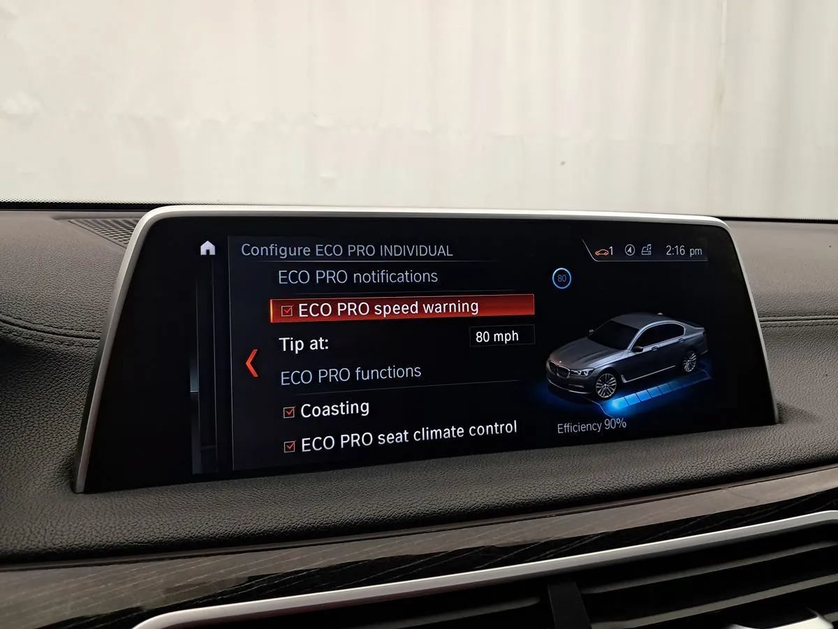 Used 2019 BMW 750i xDrive w/ M Sport Package AWD/4WD image 24