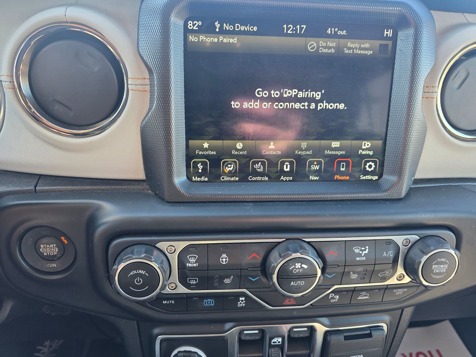 Used 2022 Jeep Wrangler Unlimited Sahara image 12