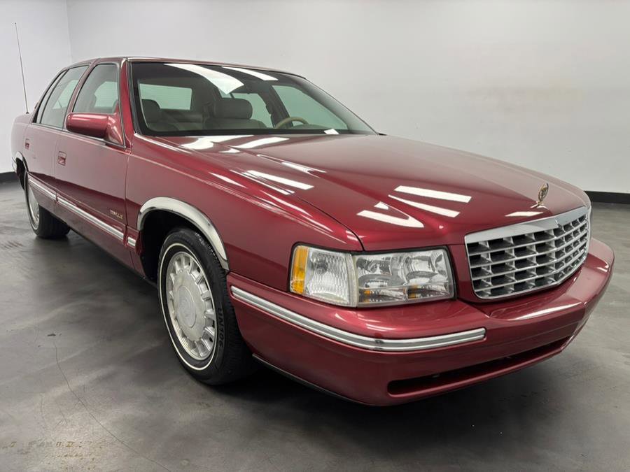 Used 1997 Cadillac De Ville Sedan w/ Comfort/Convenience Pkg image 9