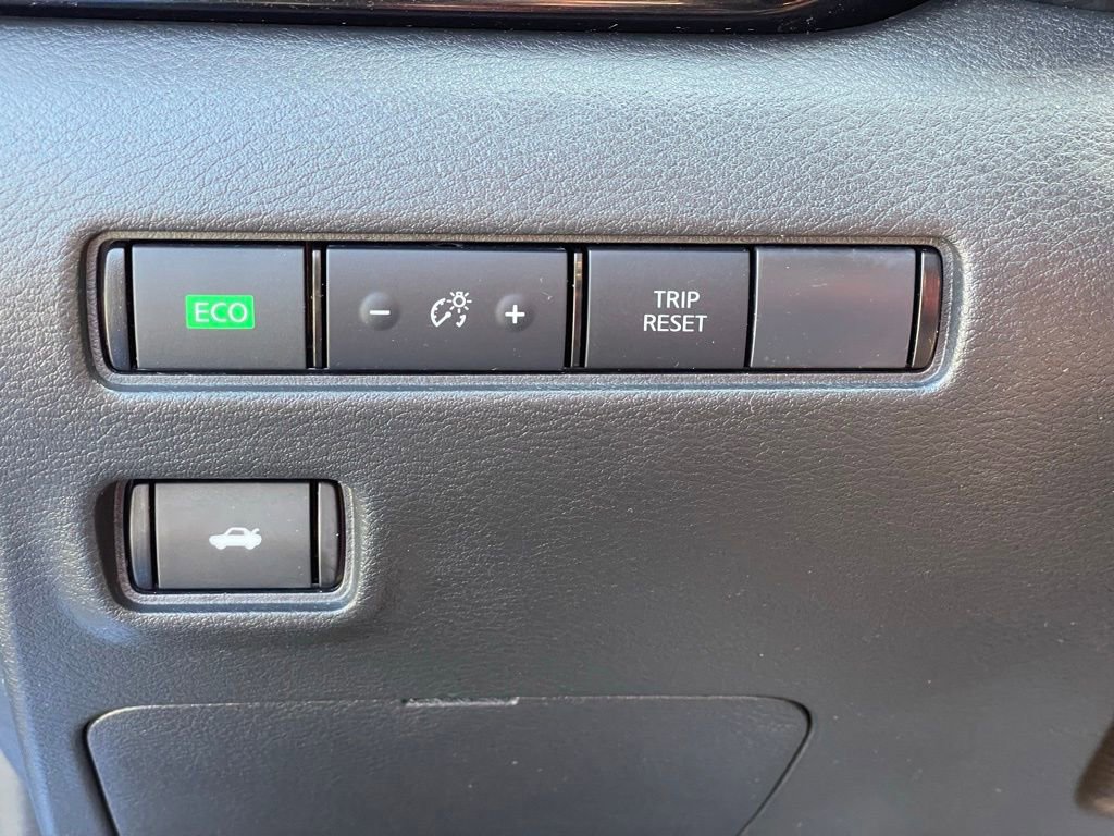 Certified 2021 Nissan Sentra SV w/ SV Premium Package FWD image 13