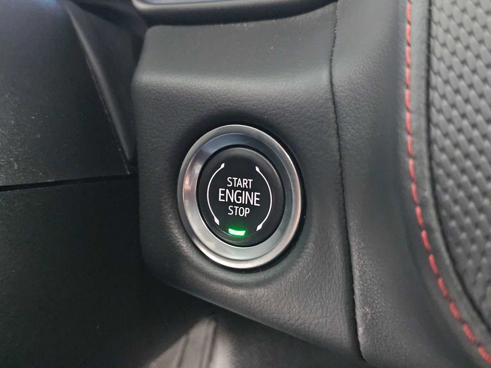 Used 2024 Chevrolet Suburban RST w/ Luxury Package image 30