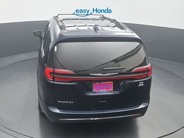 Used 2022 Chrysler Pacifica Touring-L FWD image 24