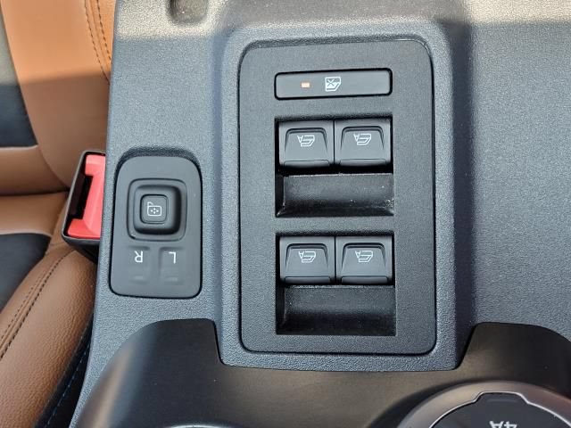 Used 2022 Ford Bronco Outer Banks AWD/4WD image 32