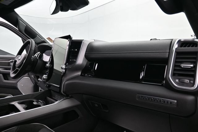 New 2026 RAM 1500 Laramie w/ Night Edition AWD/4WD image 33