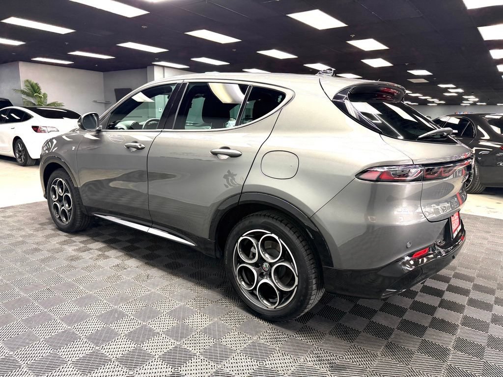 Used 2024 Alfa Romeo Tonale Ti AWD/4WD image 9