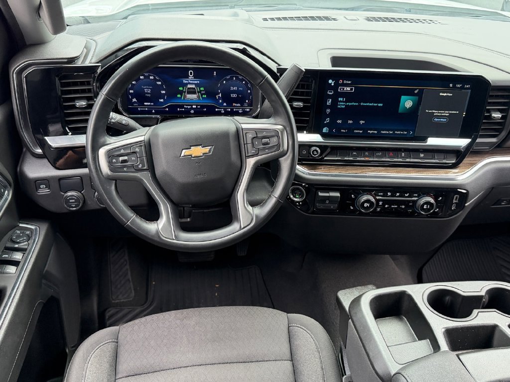 Used 2025 Chevrolet Silverado 1500 LT RWD image 11
