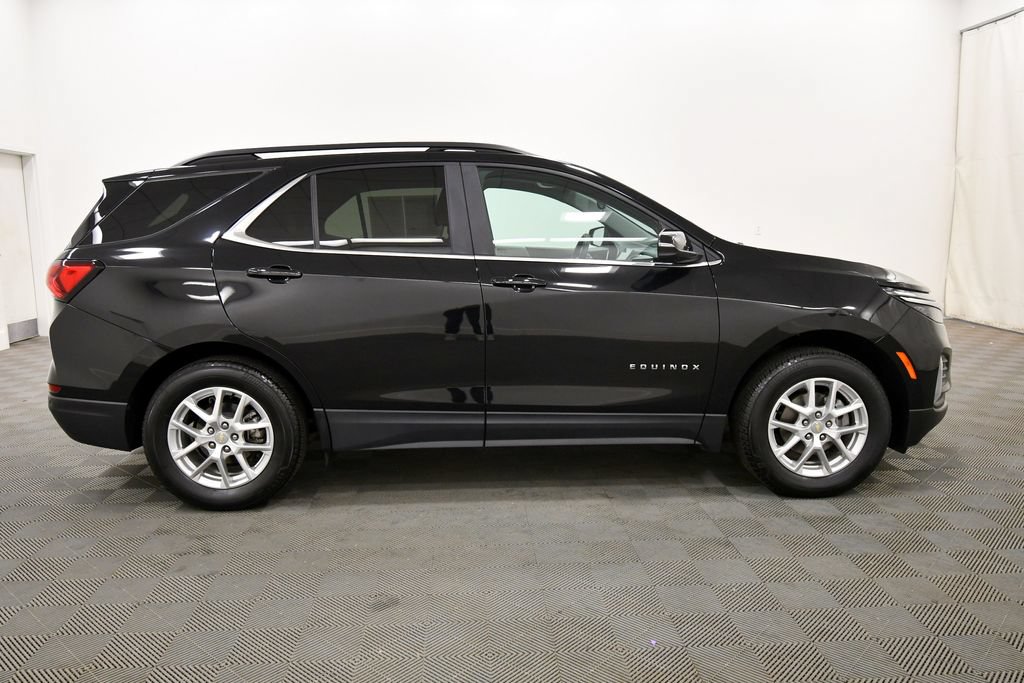 Used 2023 Chevrolet Equinox LT AWD/4WD image 9