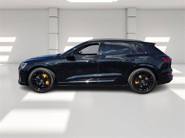 Used 2023 Audi e-tron Chronos image 2