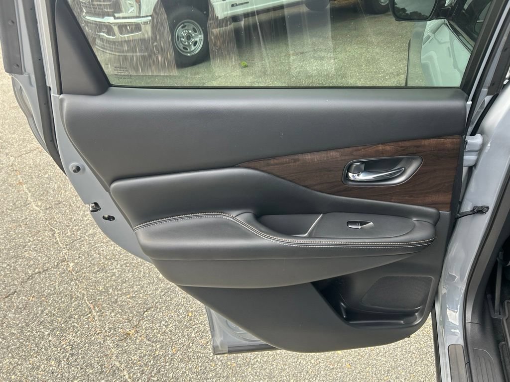 Used 2021 Nissan Murano Platinum w/ Cargo Package AWD/4WD image 26