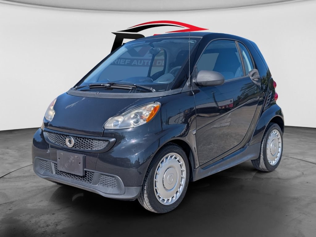 Used 2014 smart fortwo pure RWD image 6